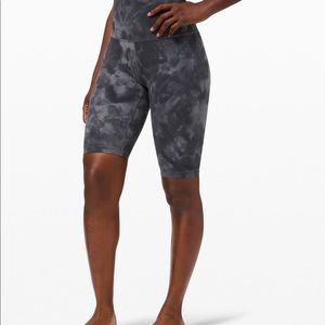 Align Super High Rise Shorts 10” Size 6 BNWT